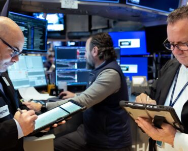 Oil jitters persist as US attacks Iranian ships near Strait of Hormuz