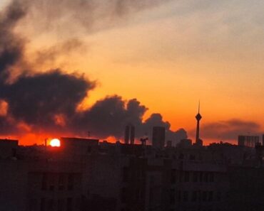 Our observers in Tehran: “To achieve freedom, war is the only option”