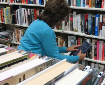 Pearson plc (PSO) announces preliminary 2025 financial results