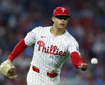 Phillies finalize $135 million extension for LHP Jesus Luzardo