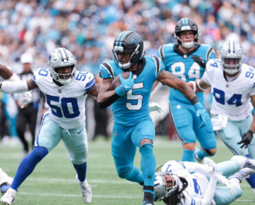 Pittsburgh Steelers sign two-year, 1,000-yard contract