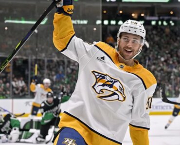 Predators continue to sell shots and trade F Michael Bunting to Stars.