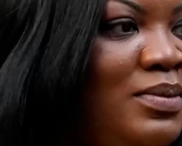 Prison guard calls home while working the night of Epstein’s death