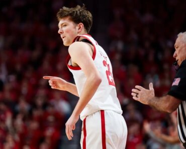 Pryce Sandfort scored 32 points and led the no. 12 Nebraska beat Southern California.