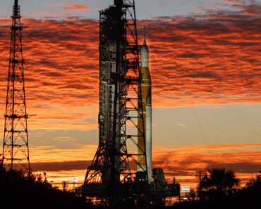 ‘Pushing this competition’: SpaceX’s Starship may not fly on NASA’s newly revamped Artemis 3 mission ‘Pushing this competition’: SpaceX’s Starship may not fly on NASA’s newly revamped Artemis 3 mission