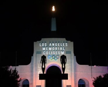 Report: WADA considers rules that could ban President Trump from LA Olympics