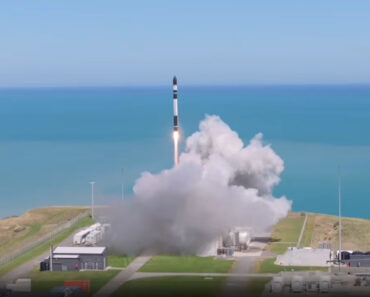 Rocket Lab launches mystery satellite for ‘confidential commercial customer’