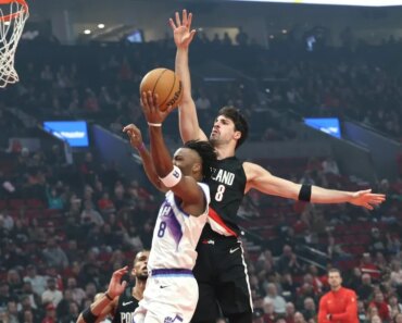 Second quarter turnaround sparks Blazers past Jazz