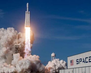 SpaceX is targeting a secretive IPO in March at a potential valuation of $1.75 trillion SpaceX is targeting a secretive IPO in March at a potential valuation of $1.75 trillion
