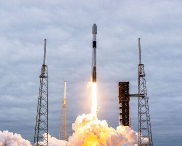 SpaceX launches the 10,000th. active Starlink satellite in low earth orbit SpaceX launches the 10,000th. active Starlink satellite in low earth orbit