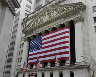 Stocks are lower on Iran war worries