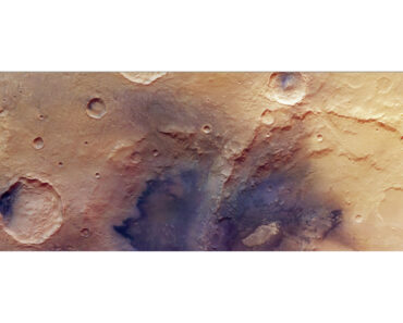 Stunning Mars image highlights one of the red planet’s oldest craters