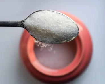 Sugar posts little gain as crude oil rallies Sugar posts little gain as crude oil rallies