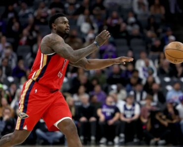 Suns guard Pelicans, Zion Williamson after disappointing loss.