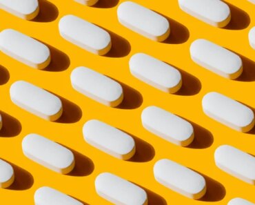 Taking a multivitamin may slow some signs of aging, new study suggests