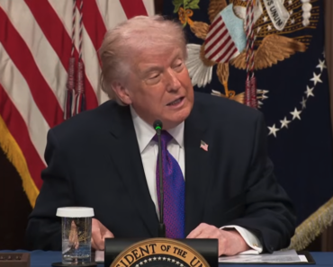 Tech giants sign pledge to cover AI power costs