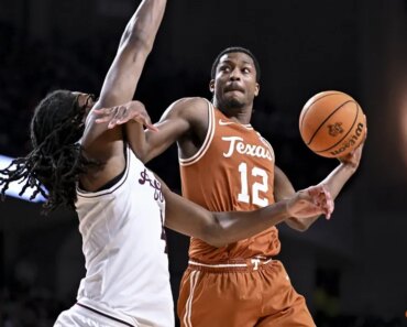Texas came out strong and beat Texas A&M to split the season series.
