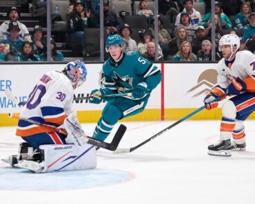 The Islanders improved to 9-0 in OT with a Bo Horvat game winner vs. the Sharks.