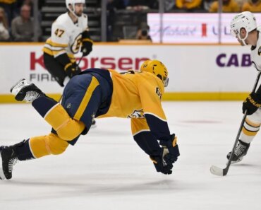The Predators outscored the Bruins by four points in the second period.