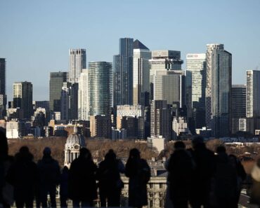 The UK economy failed to grow in January The UK economy failed to grow in January