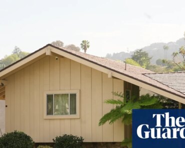 The famous Brady Bunch house receives iconic Los Angeles landmark status | Los Angeles