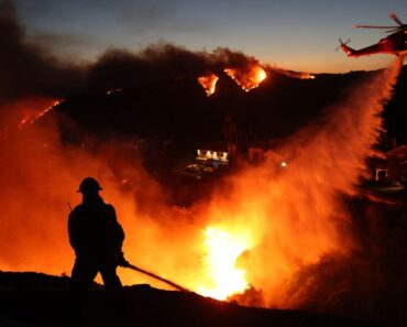 The fire season is changing, but its new time windows vary in Canada and the US drought-prone West
