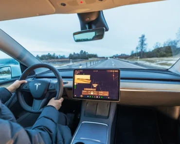 The viral Tesla FSD video shows why human drivers are a big problem The viral Tesla FSD video shows why human drivers are a big problem