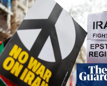 Thousands march towards the US embassy in London calling for an end to the attacks in Iran | Protest