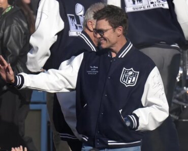 Tom Brady-Fanatics’ flag football event moves from Saudi Arabia to LA.