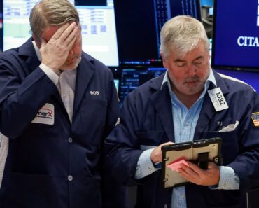 Traders nervous despite booking hopes