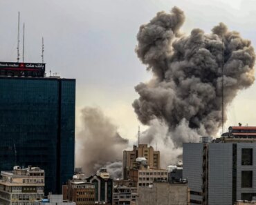 Trump says attacks on Iran could last four to five weeks Trump says attacks on Iran could last four to five weeks