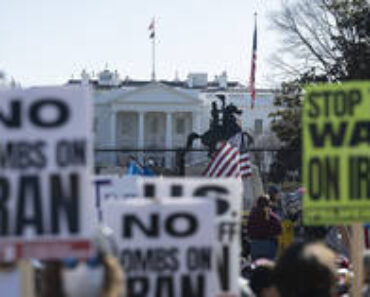 Trump to cut ‘all trade’ with Spain – RT World News Trump to cut ‘all trade’ with Spain – RT World News