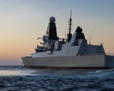 UK to deploy HMS Dragon in Cyprus, Sir Keir Stormer confirms | world news UK to deploy HMS Dragon in Cyprus, Sir Keir Stormer confirms | world news