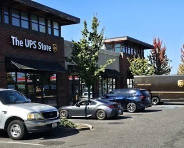 UPS navigates Amazon down a steep axis to premium services