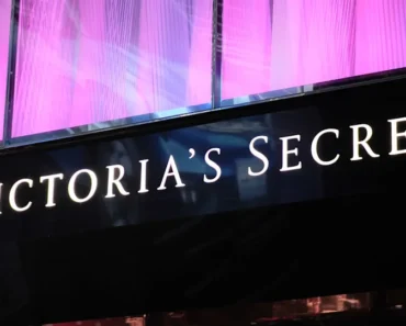 Victoria’s Secret is ending a subscription program tied to a $400 million deal Victoria’s Secret is ending a subscription program tied to a $400 million deal