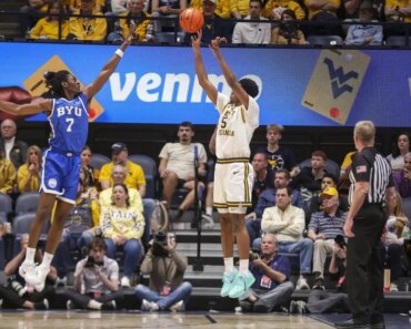 West Virginia drops third straight game after defeating No. 19 West Virginia