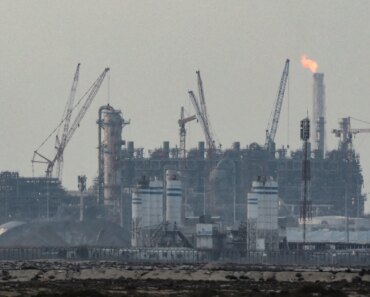 Why Qatar Energy’s LNG production shutdown could shake global gas markets | Descriptor news