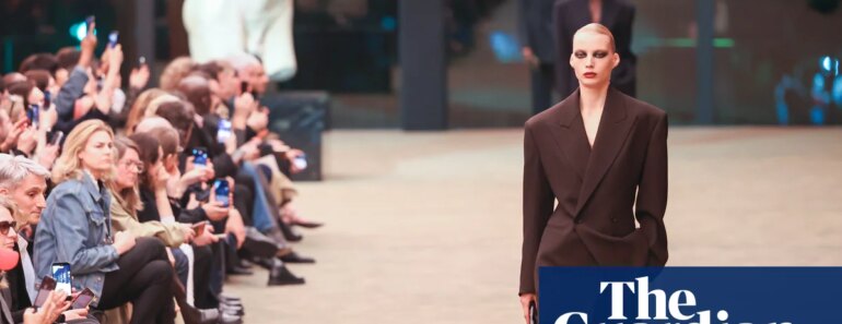 YSL lights up the Paris Fashion Week show with the return of the Le Smoking suit | Paris Fashion Week