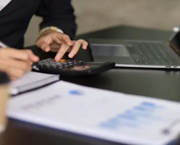 Zinedine adds top skills to Sittingbourne’s office